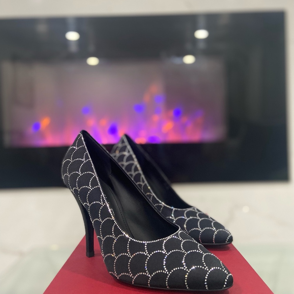 Ferragamo Rhinestone Pumps | Size 6.5 | Wedding